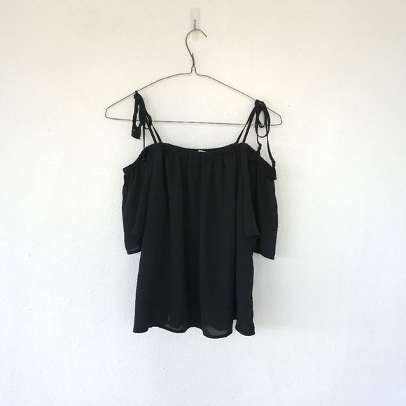 J Crew off the shoulder tassel chiffon top size 0. - Picture 4 of 6